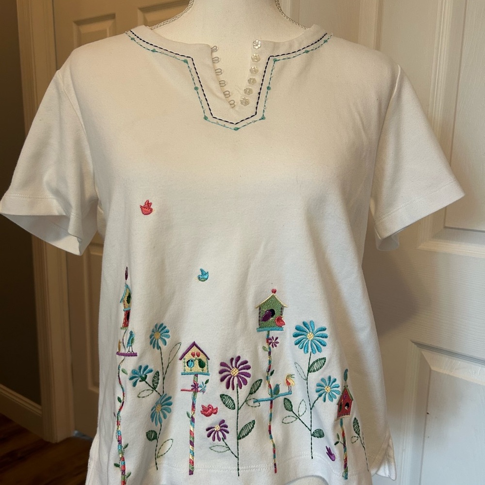Alfred Dunner White Top with Colorful Embroidery
